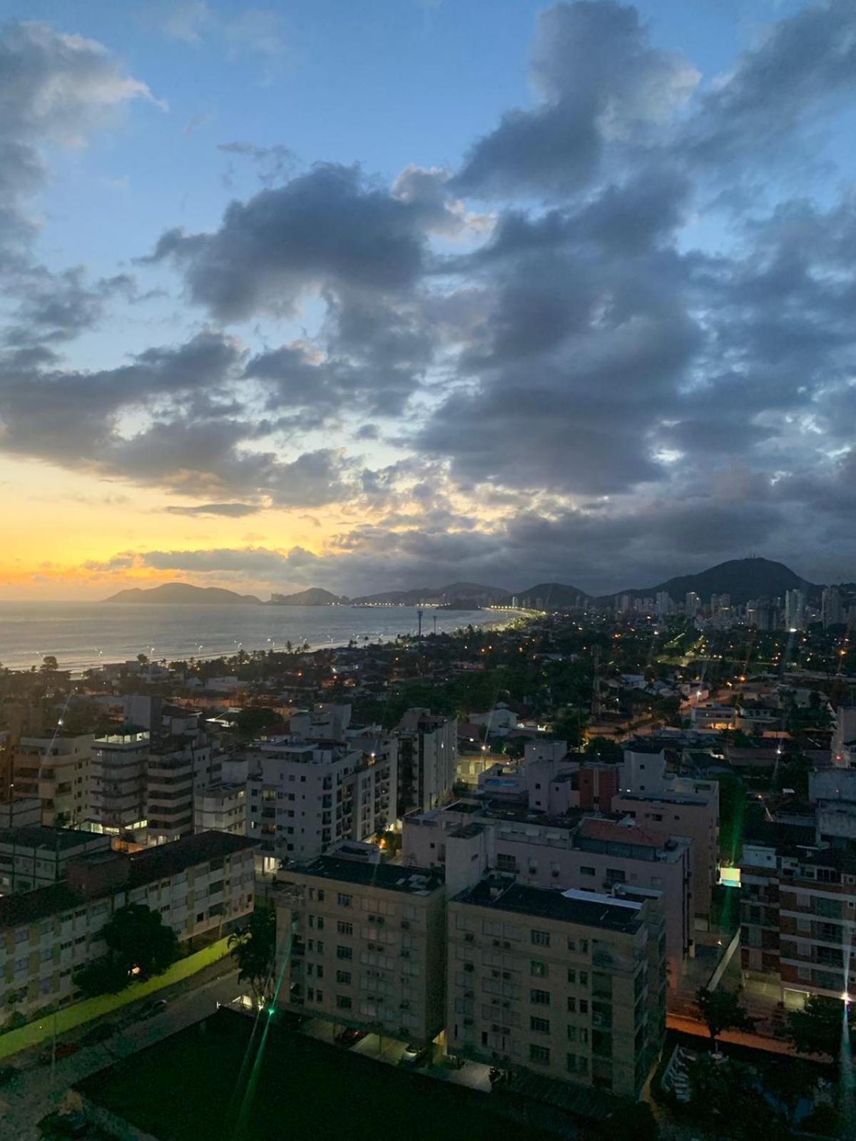 Vista Para Mar!!! Lazer Completo A Poucos Passos Da Praia Guaruja Exterior photo
